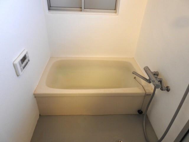 中央３丁目戸建て バス／シャワー