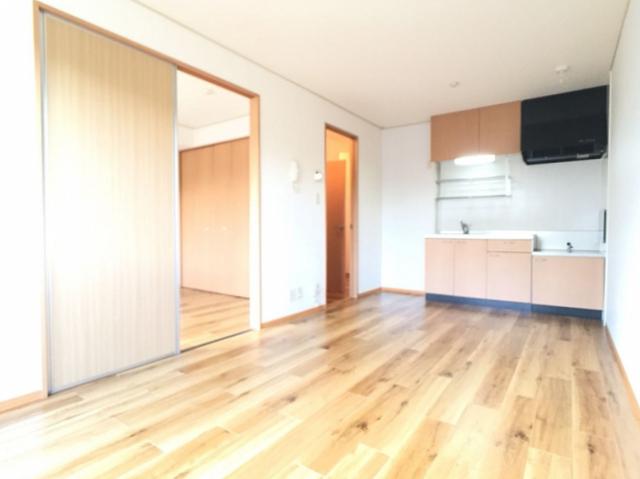 ＳＨＡＲＥＳ・ｉ（ｼｪｱｽﾞｱｲ）（103） 部屋画像