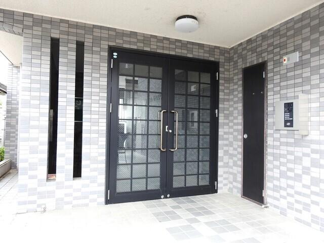 甲府市丸の内マンション エントランス