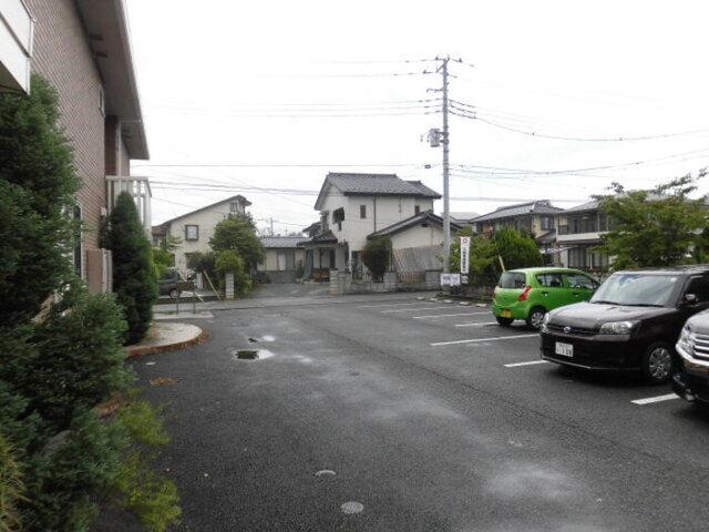 アミティエＭ（202） 駐車場