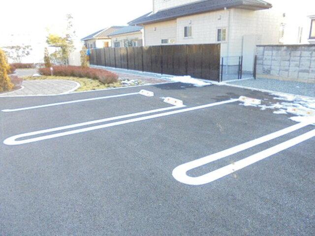 ａｍｂｅｒ 結（ｱﾝﾊﾞｰﾕｲ）（101） 駐車場
