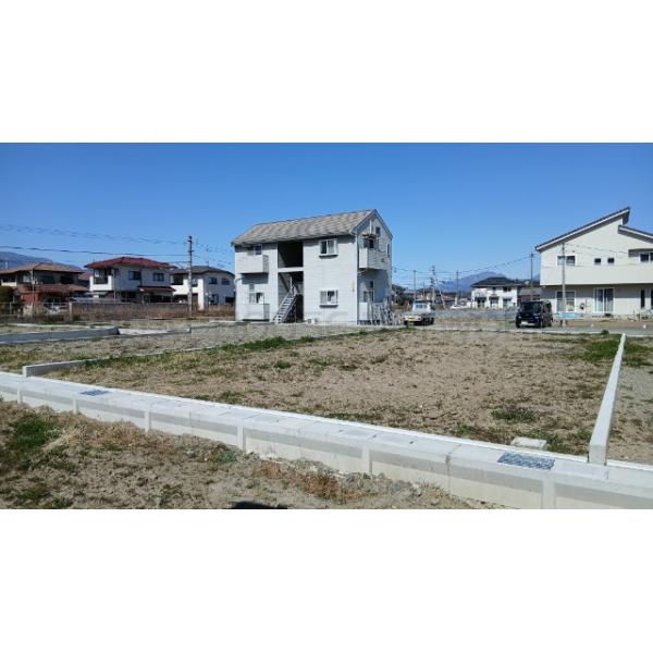 山梨県中央市東花輪