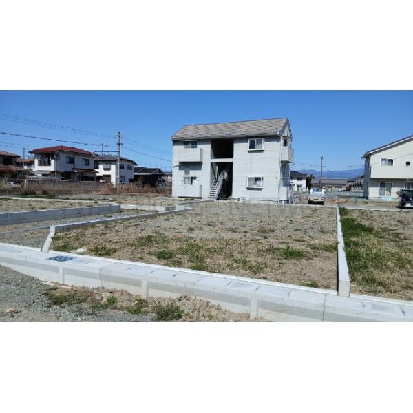 山梨県中央市東花輪