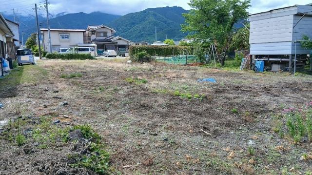南アルプス市有野124坪売地 土地画像