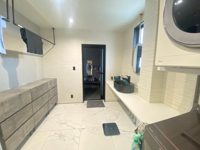 detached 湯村１丁目