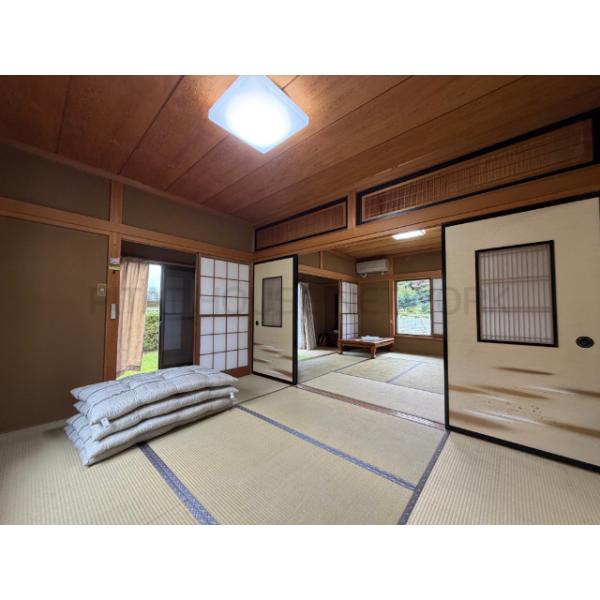 山梨県南都留郡富士河口湖町浅川