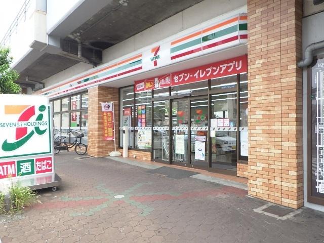 セブンイレブン大阪片町店：138m