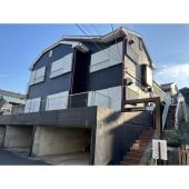 落ち着いた雰囲気の外観です