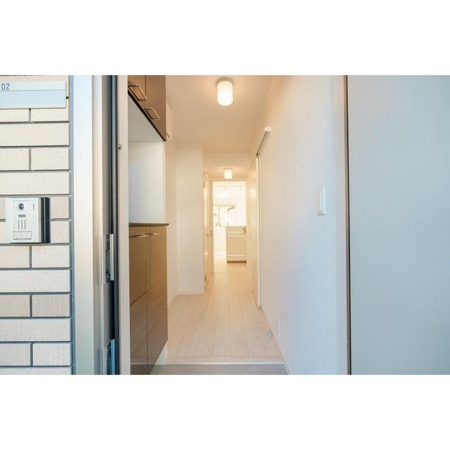 Belle Zoe（ベルゾイ）（102） 玄関