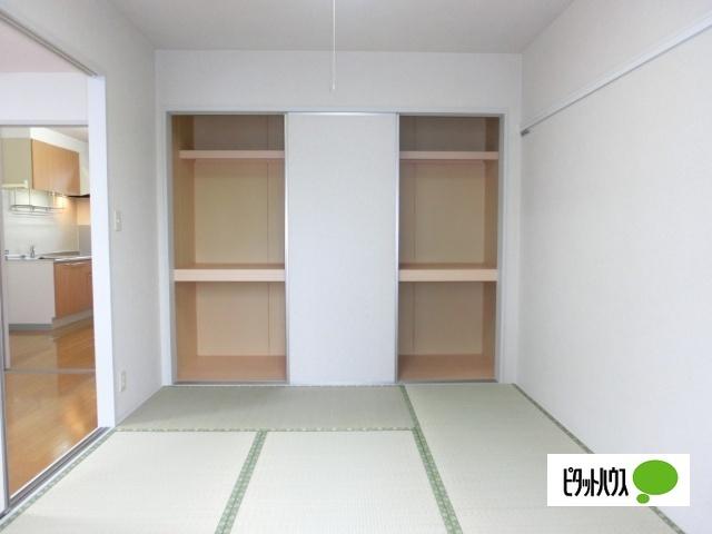 サクセスメゾン（205） 収納
