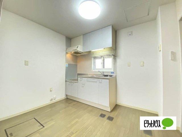 タウンコート下長（B101） キッチン