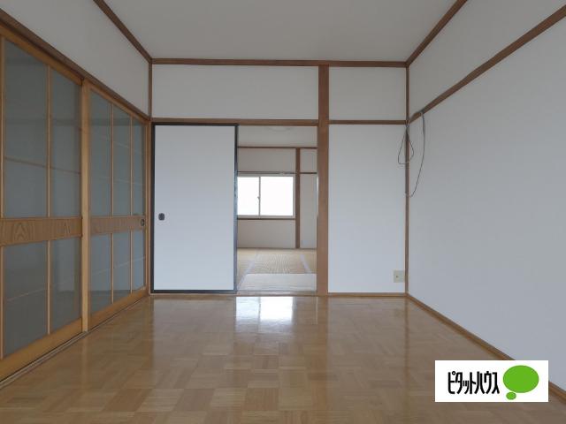 ロイヤルタカハシ（101） 室内