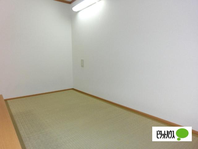 ウエストハウス（1-B） 室内