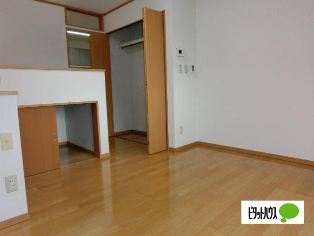 ウエストハウス（1-B） 室内