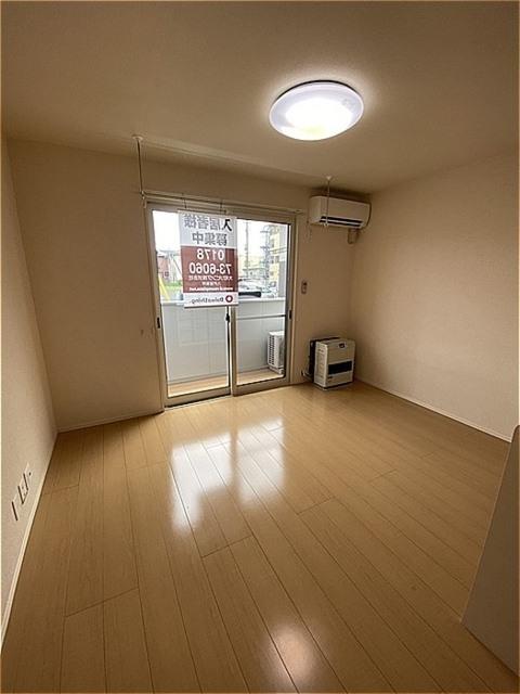 コモライズ新井田西　Ａ（101） 部屋画像