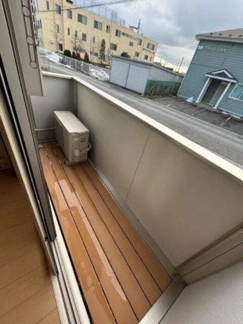 コモライズ新井田西　Ｃ（102） バルコニー