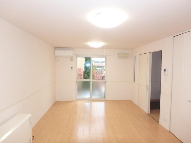 シャイニー コート　Ｃ（101） 部屋画像