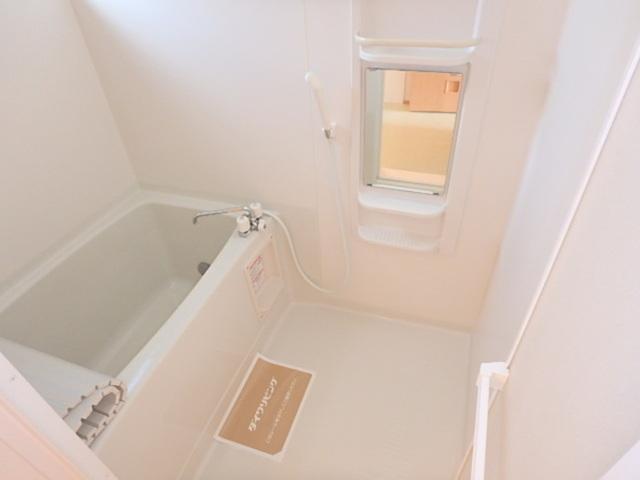 スクエアパーク諏訪　Ｃ（102） 部屋画像