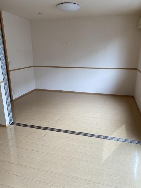 スクエアパーク諏訪　Ｃ（102） 部屋画像