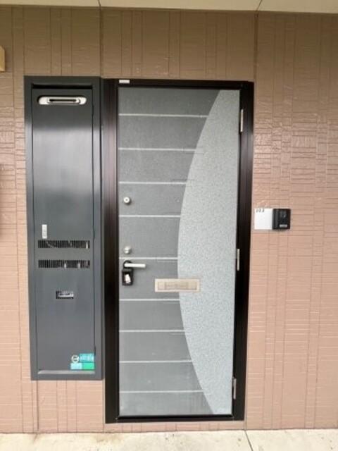 セジュールＳＥ秀　ＡＢ（A103） 玄関