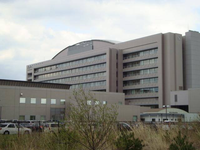 八戸市立市民病院：640m