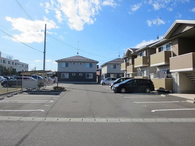 コモライズ新井田西　Ｂ（102） 駐車場