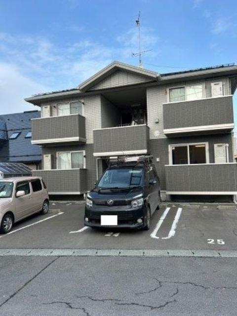 コモライズ新井田西　Ｃ（102） 駐車場