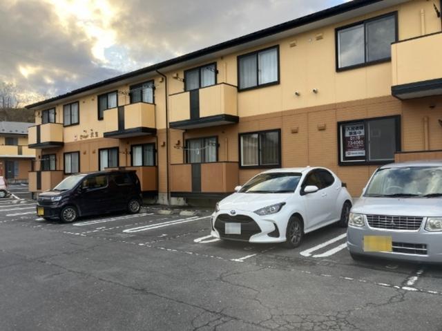 セジュール沢里（101） 駐車場