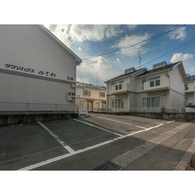 本八戸駅より徒歩18分 築37年7ヶ月 2階建の賃貸物件