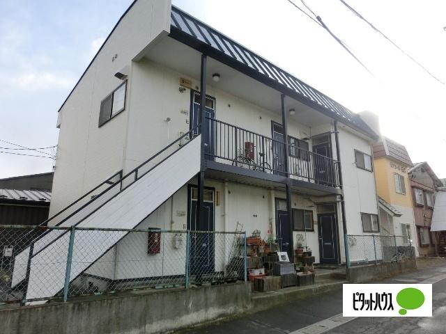本八戸駅より徒歩7分 築35年7ヶ月 2階建の賃貸物件