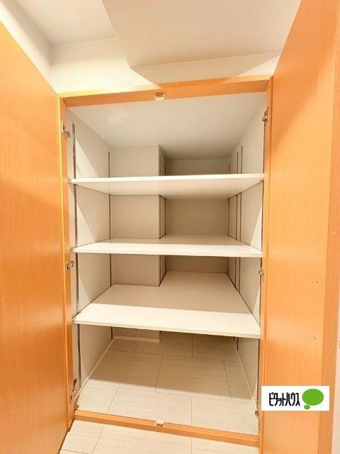 レジディア御茶ノ水（902） 部屋画像