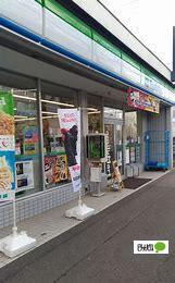 ファミリーマート本郷五丁目店：52m