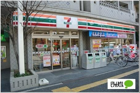セブンイレブン文京向丘2丁目店：61m