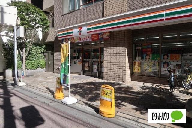 セブンイレブン文京小石川1丁目店：275m