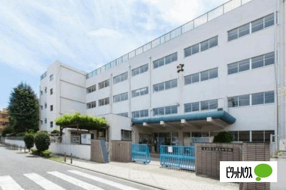 文京区立第九中学校：428m