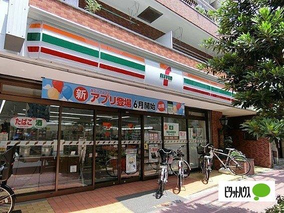 セブンイレブン文京西片1丁目店：136m