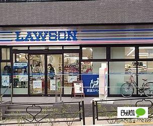 ローソン文京サッカー通り店：112m