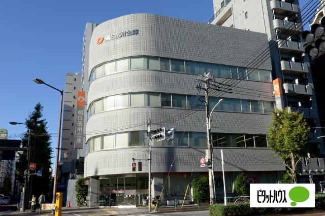 朝日信用金庫神明支店：338m