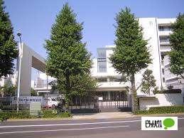 私立獨協中学校：775m