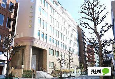 私立神田女学園中学校：1032m