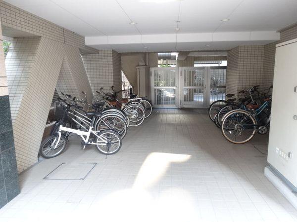 スカイコート後楽園ＷＥＳＴ（307） 駐車場