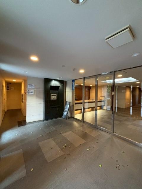 ダイナシティ文京根津 エントランス