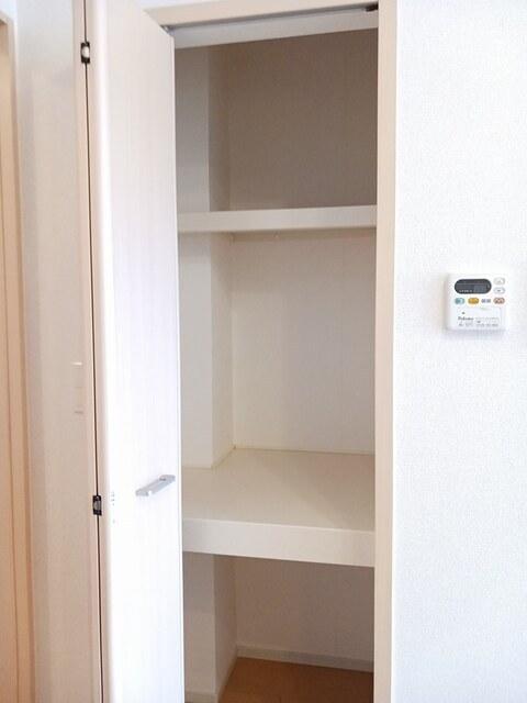 ボヌール　Ａ（103） 収納