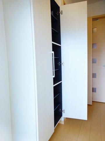 カリーナガーデン 部屋画像