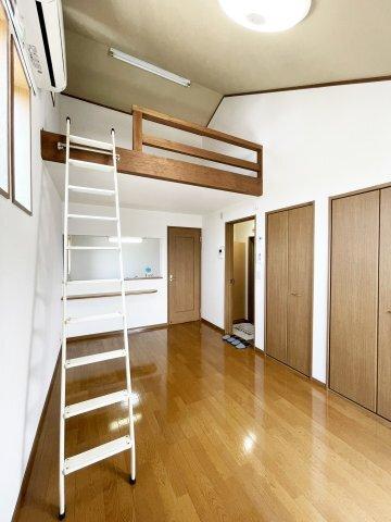 ハイツ夷山 リビング