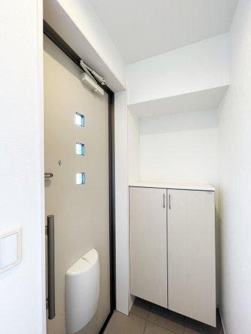 レーグルⅠ番館 玄関