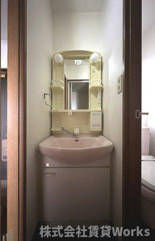 パレット 部屋画像
