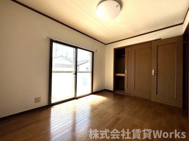 メゾネット井川 部屋画像