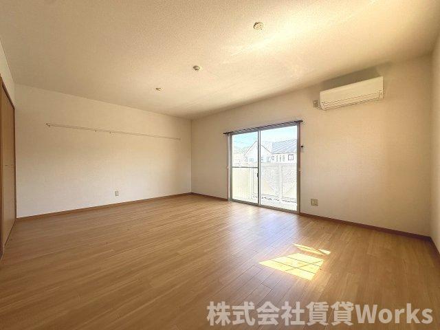 モワ・ジュール 部屋画像