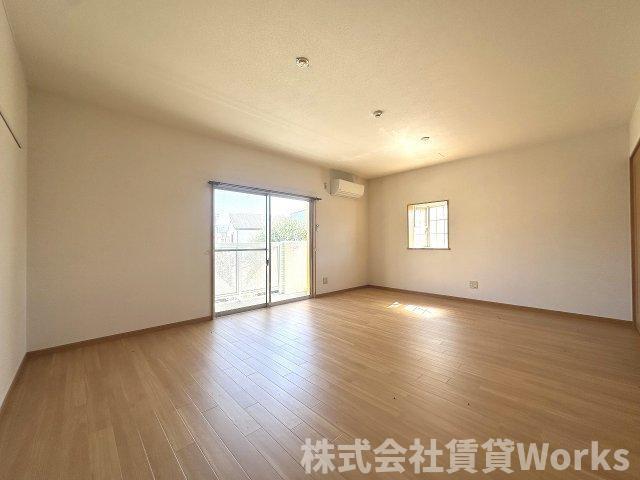 モワ・ジュール 部屋画像